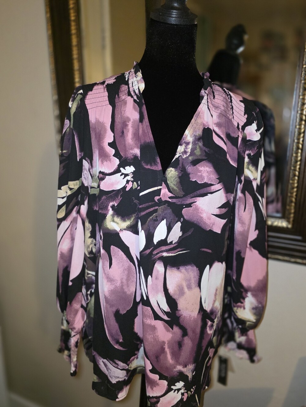 Zac & Rachel Women’s Floral Print V-Neck Blouse